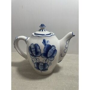 Gzhel Russian Teapot Blue White‎ Floral 7.5"